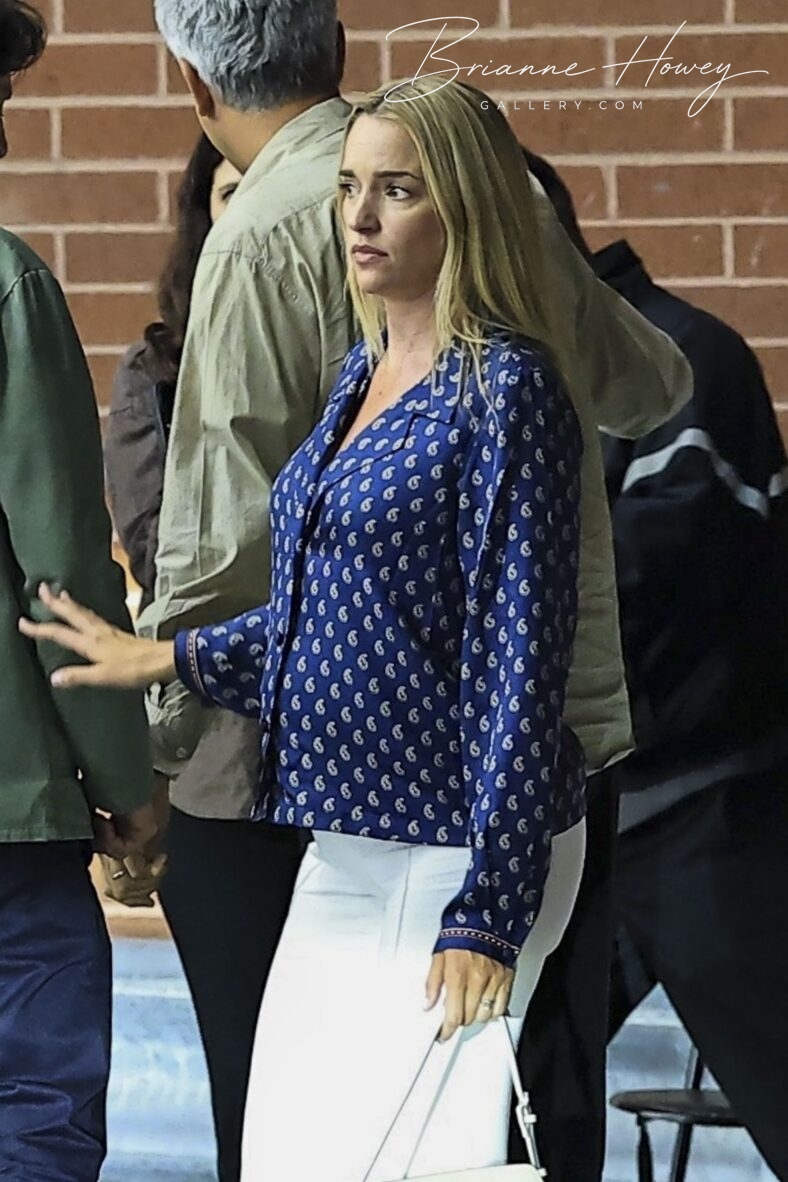 BrianneHoweyPregnancy008.jpg BrianneHoweyPregnancy008.jpg