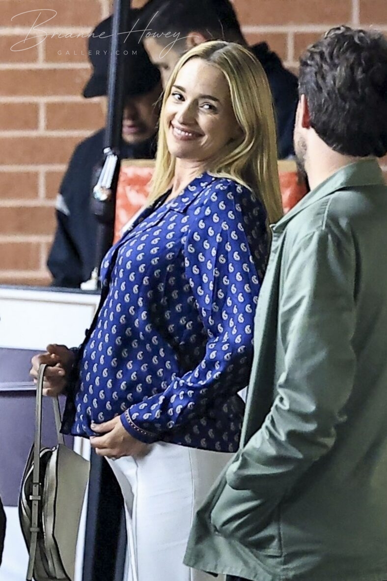 BrianneHoweypregnancy001.jpg BrianneHoweypregnancy001.jpg